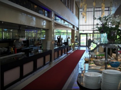 照片: Buffet-Haus
